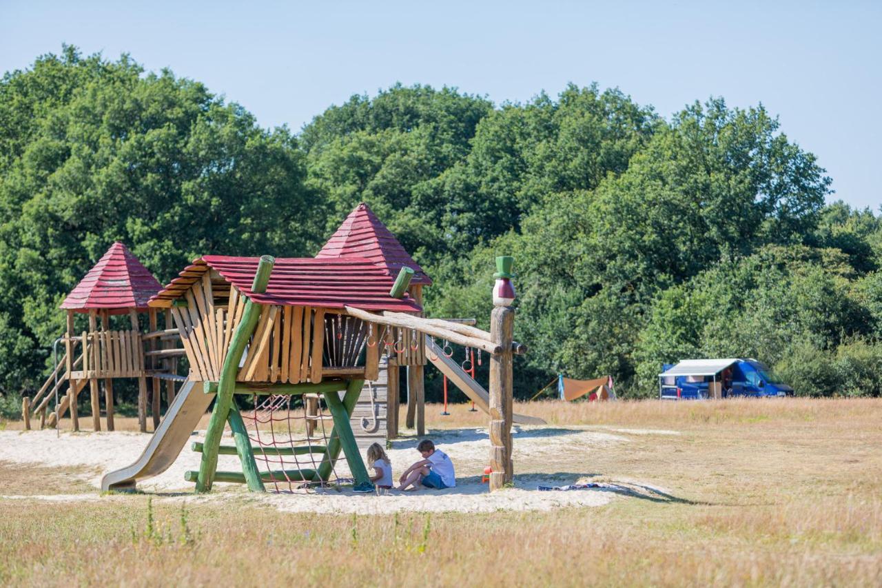Campsite De Roos Beerze